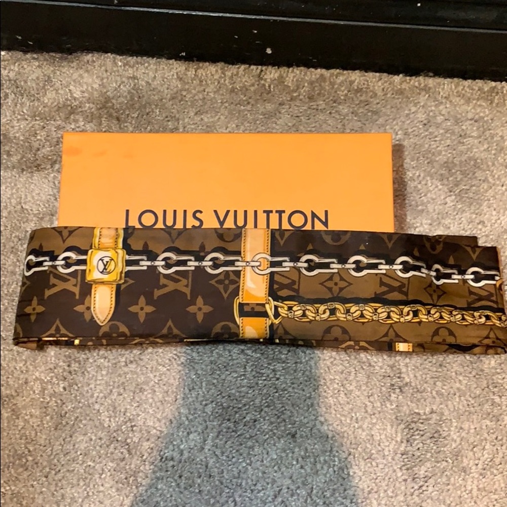 Louis Vuitton bandeau